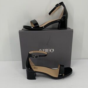 ABEO Avenue ankle strap sandal shoe black patent leather block heel new 8.5